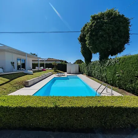 Flo, With Private Pool *