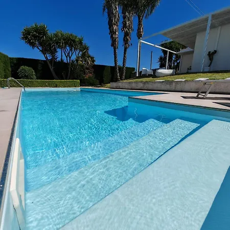 Flo, With Private Pool 빌라 *