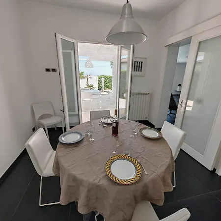 Flo, With Private Pool *